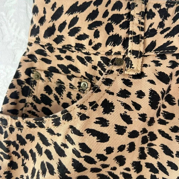 Billabong Mini Skirt Animal Print‎ Leopard Black and Tan Women's Size 26 - Picture 4 of 9